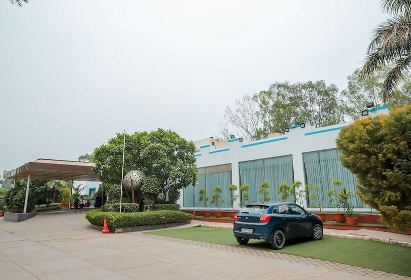 渡假胜地 Bel La Monde Hotel Chhattarpur South Delhi