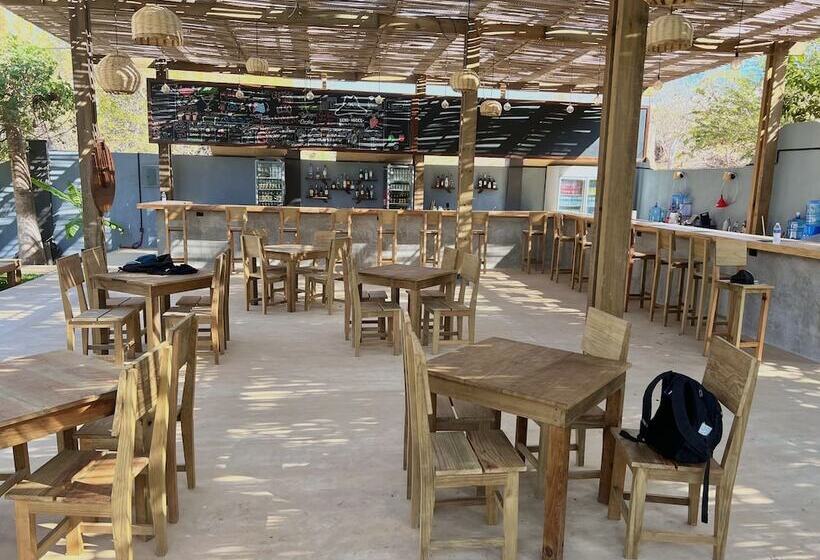 Straw Hat Surf Hostel