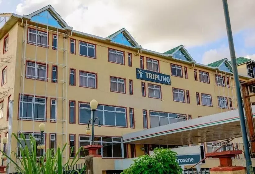 Triplinq Hotel & Resort
