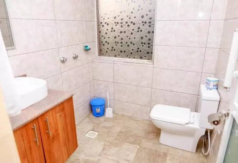 Triplinq Hotel & Resort