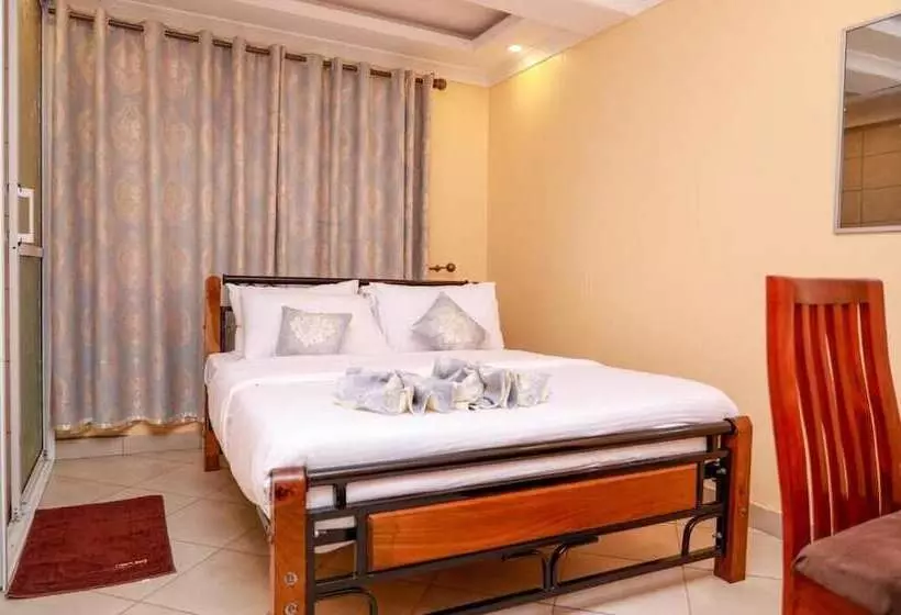 Triplinq Hotel & Resort