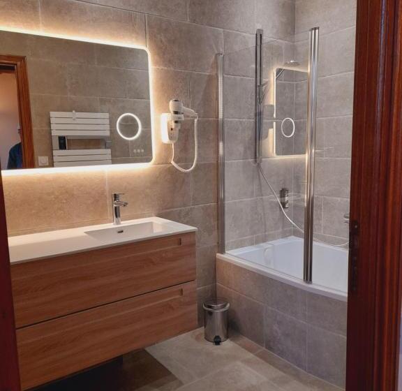 Appartement Prestige Résidentiel 3 Chambres 3 Salles De Bain Au Manoir De Mathan à Crépon 5 Mn D Arr