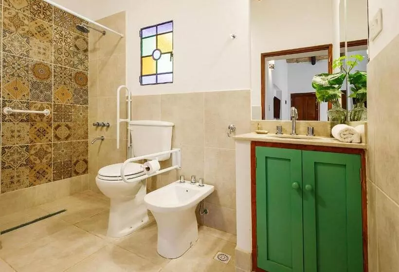 Aamiaismajoitus (B&B) Nido De Cóndores