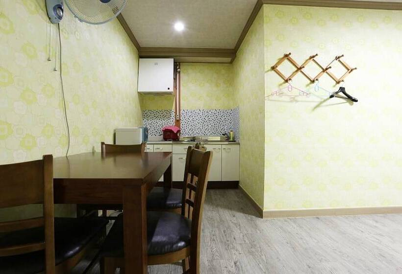 Boryeong  Gyeongdong Motel