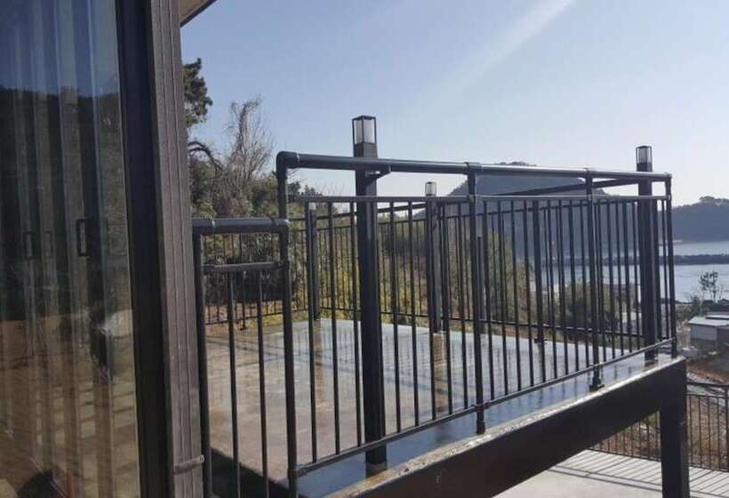 Changwon Gwaengibada Pension