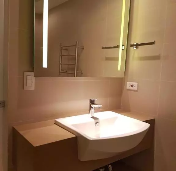 Ferra Hotel And Garden Suites
