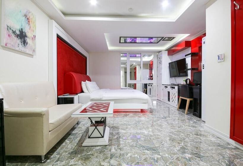 Gwangju H Motel