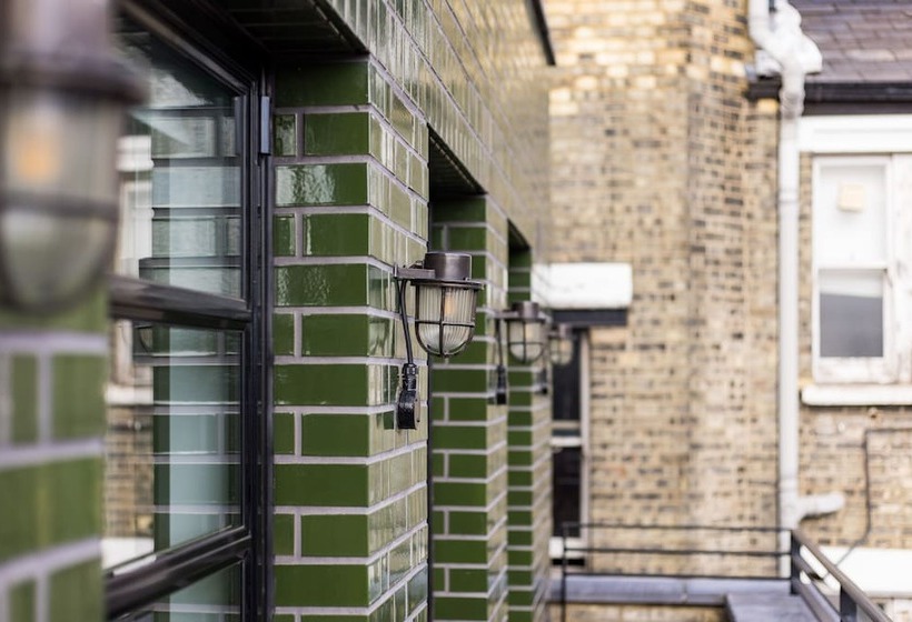 Hausd   Leicester Square