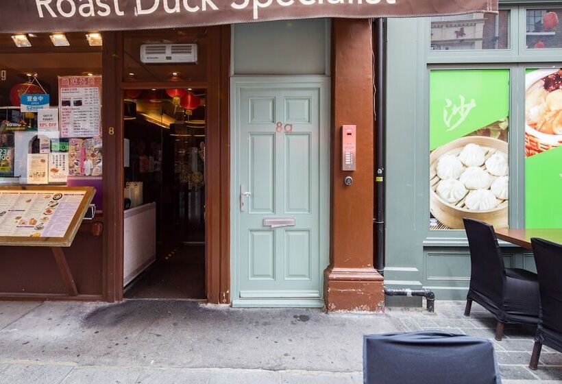 Hausd   Leicester Square