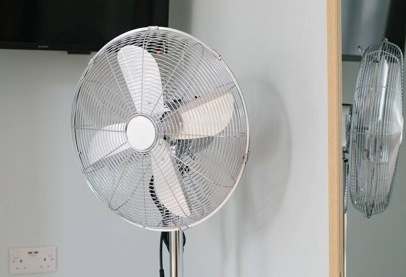 Hausd   Leicester Square