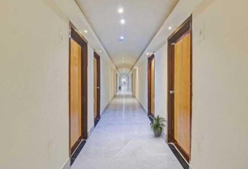 Hotel Maruthi Residency