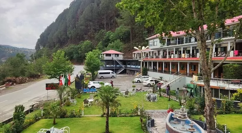 هتل Pine Track Hpt