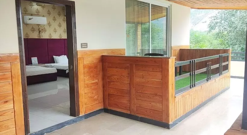 هتل Pine Track Hpt