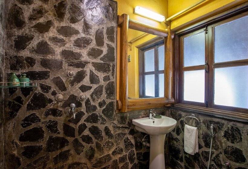 هتل Unnati Cultural Village