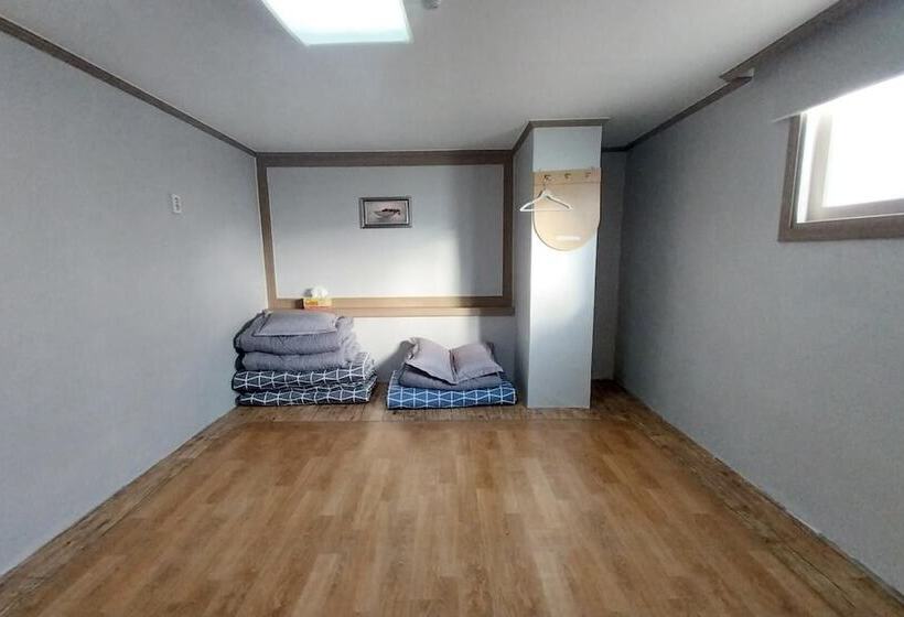 モーテル Andong Kara