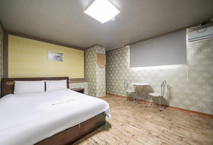 モーテル Andong Kara