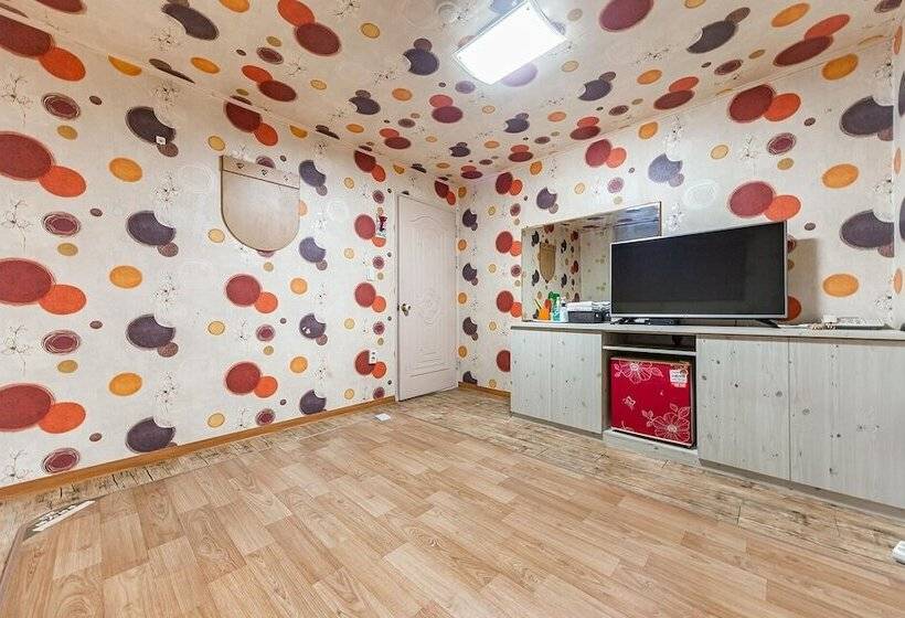 モーテル Andong Kara