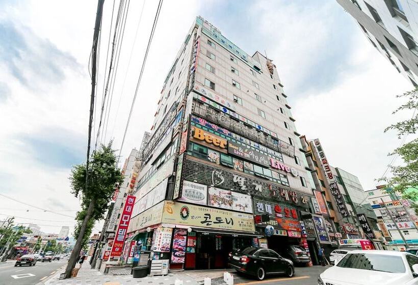 Motel Changwon Palyongdong Hyundae