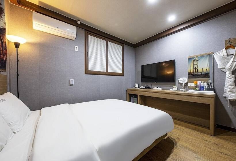 Motel Cheonan Seongjeong J