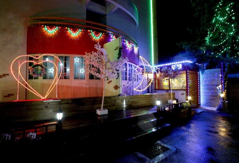 Motel Chuncheon Leo