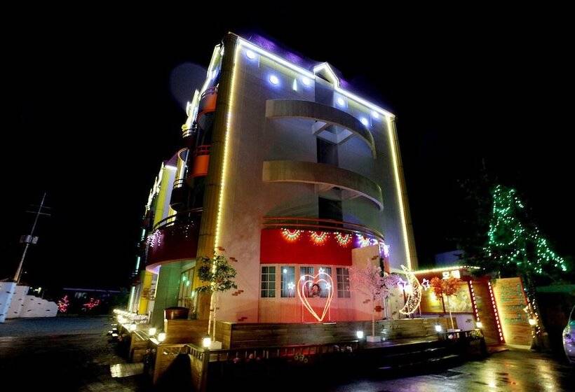 Motel Chuncheon Leo