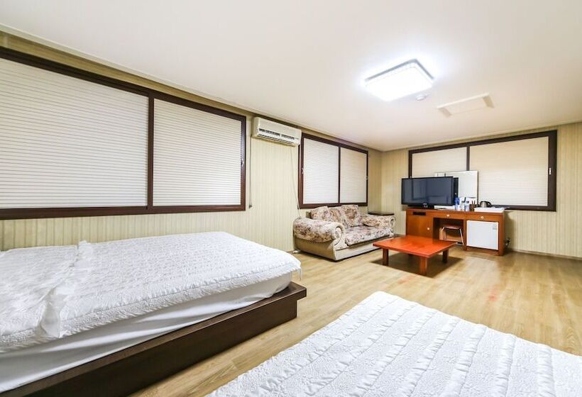 Motel Donghae Maritime Tourism