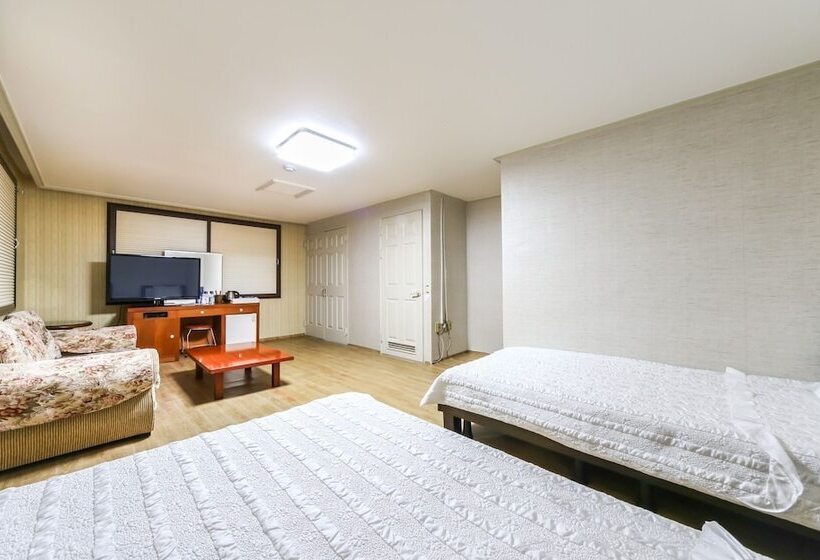 Motel Donghae Maritime Tourism