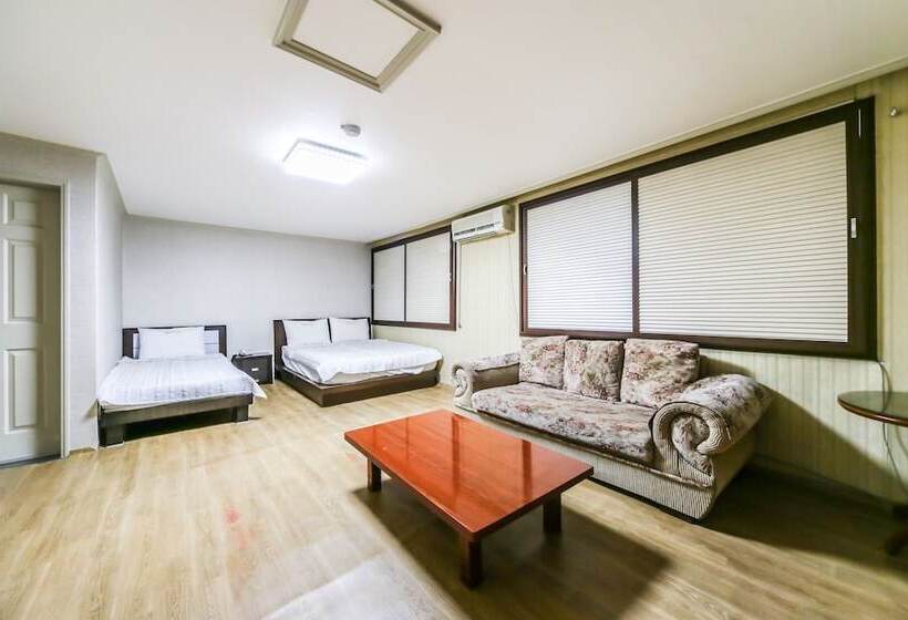 Motel Donghae Maritime Tourism