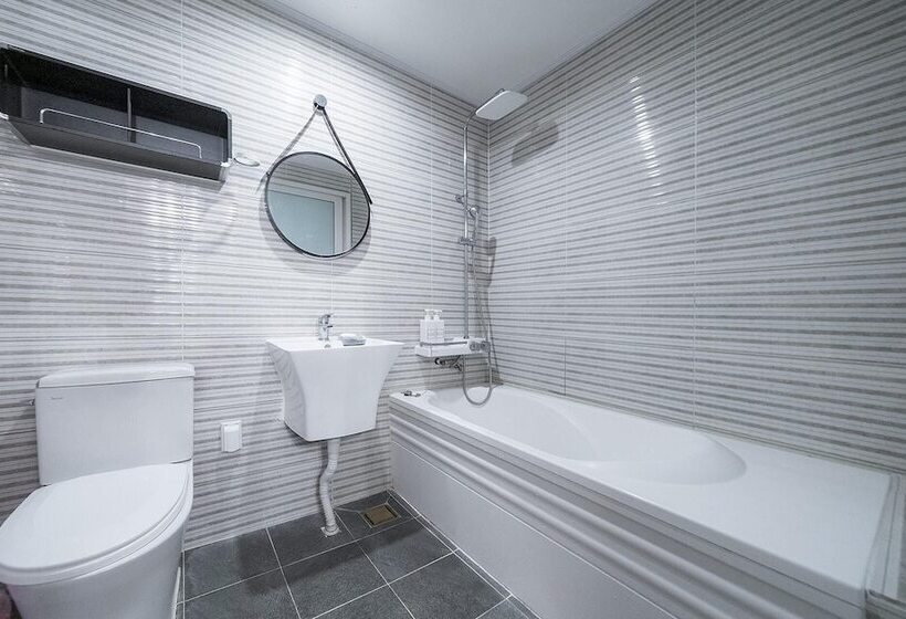 汽车旅馆  Gangneung Mont Blanc