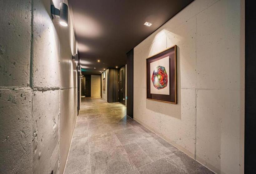 汽车旅馆  Gangneung Mont Blanc