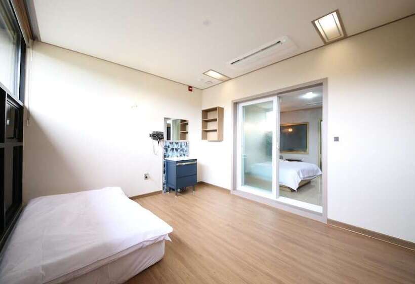 汽车旅馆  Geumsan High Hill Self Check In