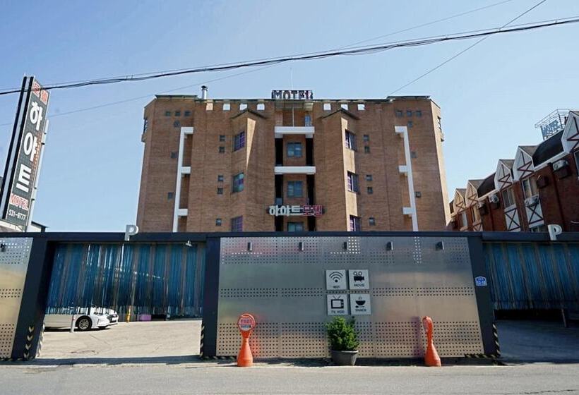 Motel Sangju Stay 201