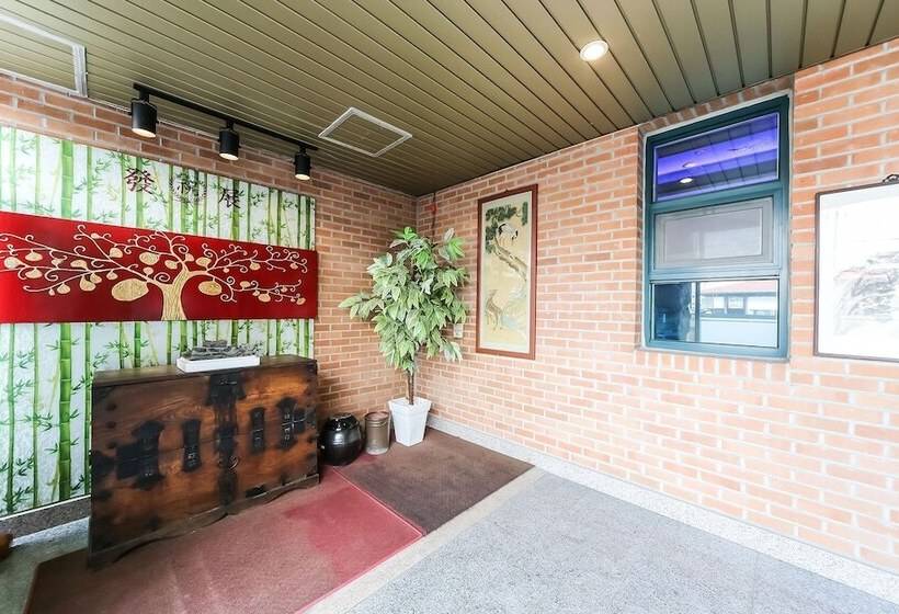 Motel Sangju Stay 201