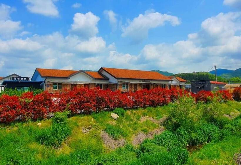 Nonsan Yeollin Pension