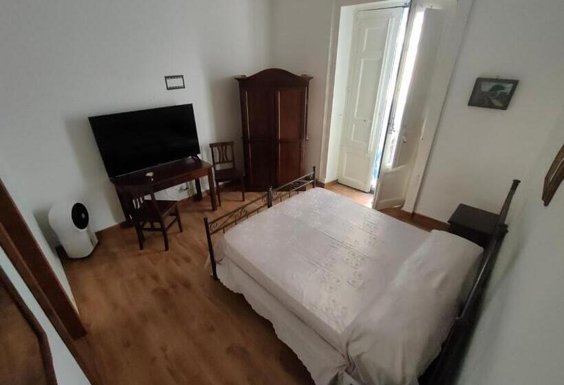 پانسیون Arco Del Vescovo 1