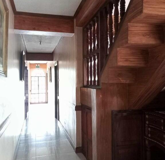 فندق صغير Family Room In Bato, Camarines Sur