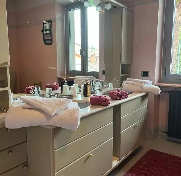 Aamiaismajoitus (B&B) L Alba