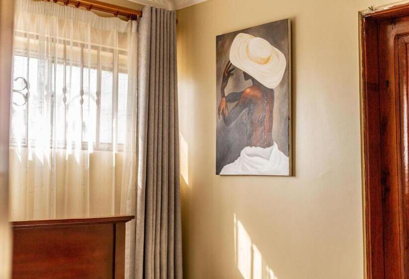 تختخواب و صبحانه Modamba Bar, Restaurant And Social Hall