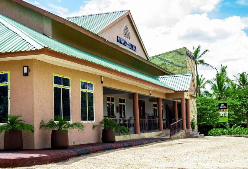 تختخواب و صبحانه Modamba Bar, Restaurant And Social Hall