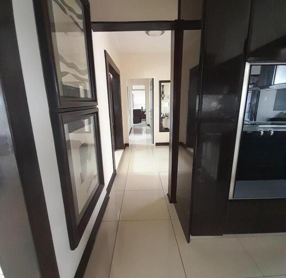 تختخواب و صبحانه The Ridge Bnb