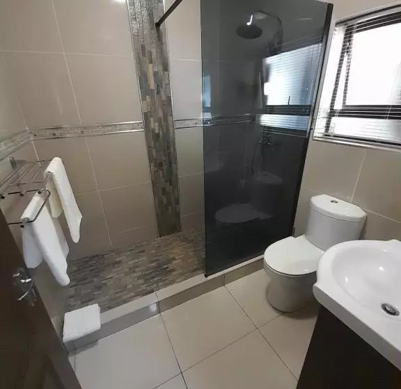 تختخواب و صبحانه The Ridge Bnb