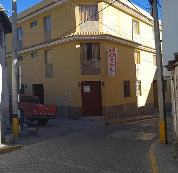 هتل Bello Horizonte De Cotahuasi