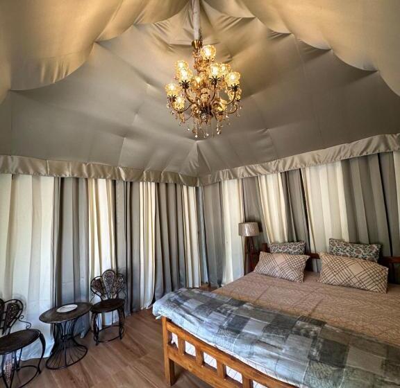 酒店 Chitragarh Farm