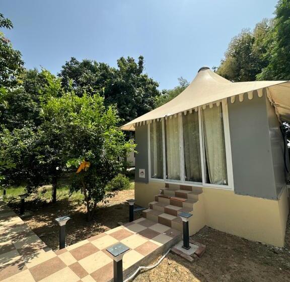 酒店 Chitragarh Farm