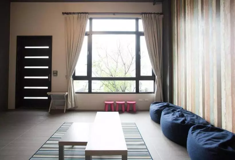 هتل Domo Yilan