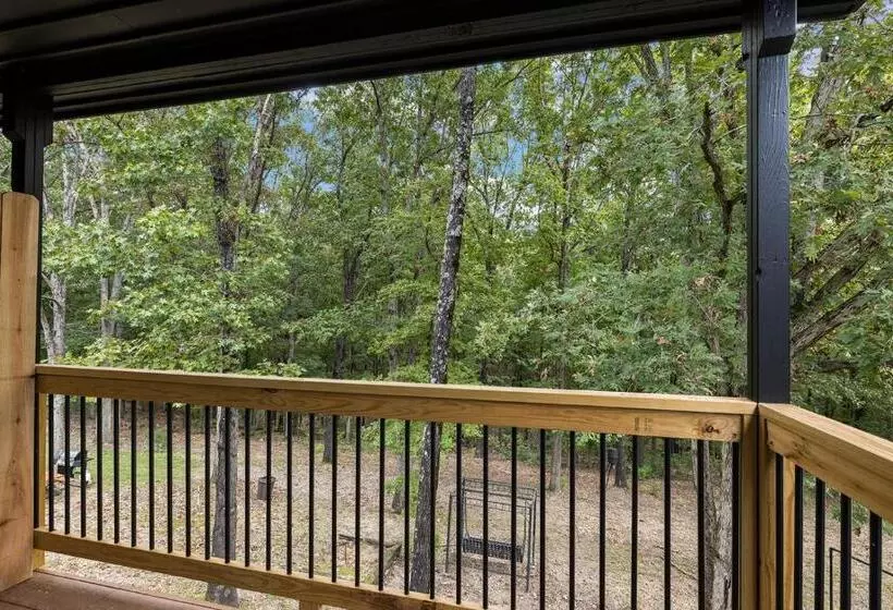 Hotelli The Lofts On Indian Point   Near Silver Dollar City