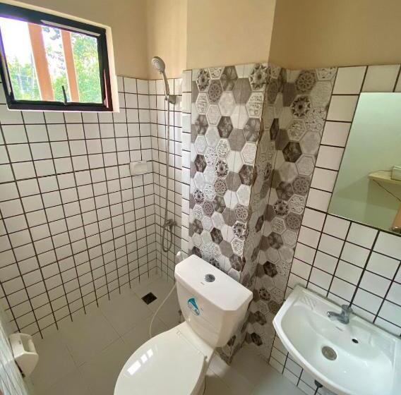 酒店 Torres Traveller S Inn