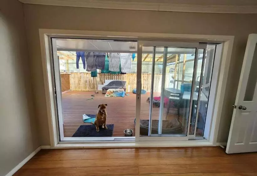 ペンション Animal Friendly Kitchen + Parking