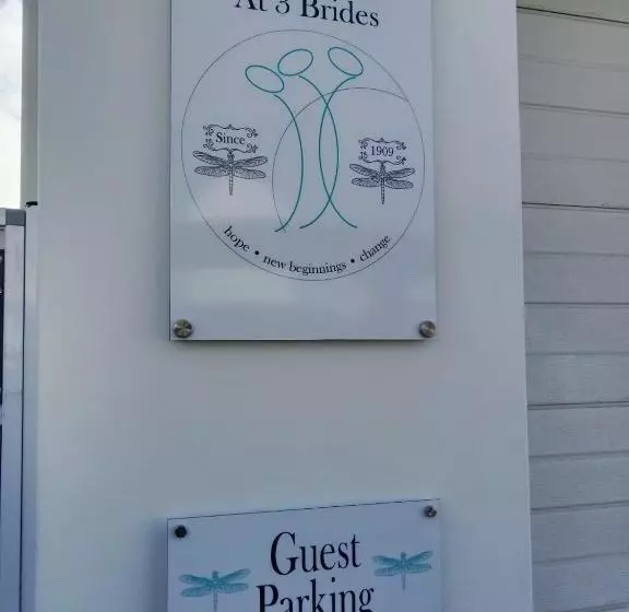 Majatalo At 3 Brides Self Catering