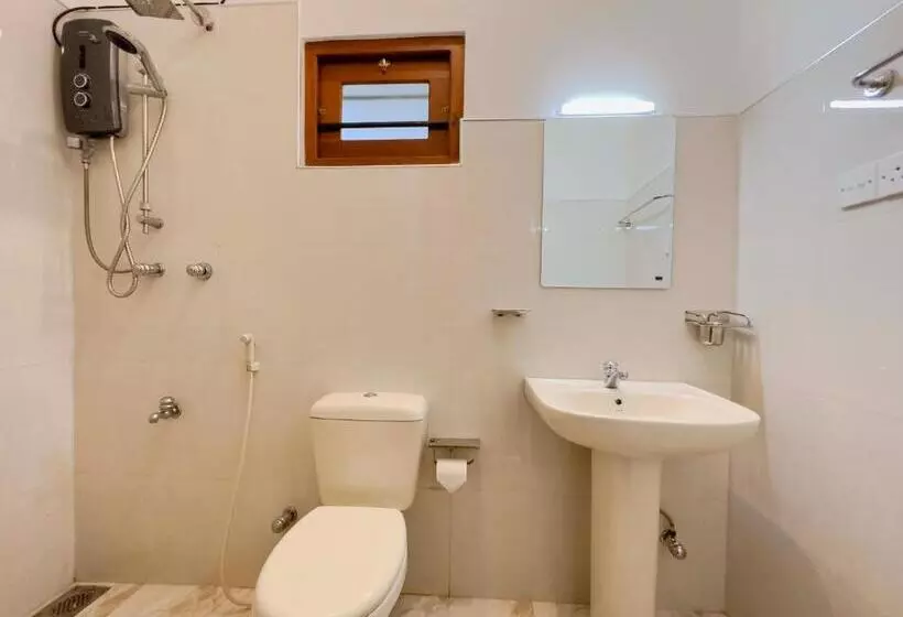 ペンション Bluewave Inn   Weligama